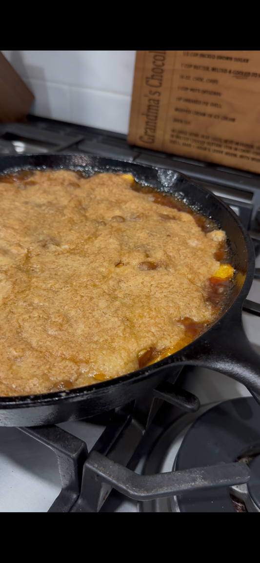 Skillet Fresh Peach Cobbler